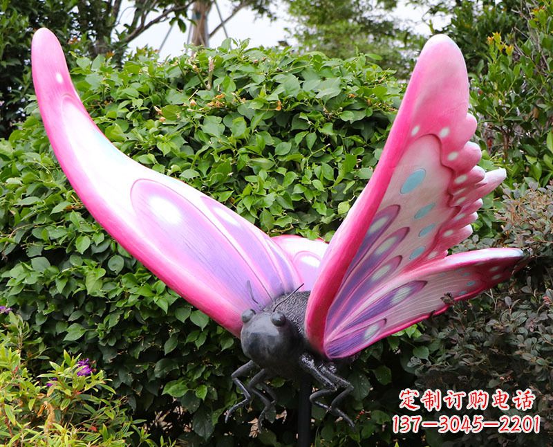 四川玻璃钢蝴蝶雕塑艺术之美