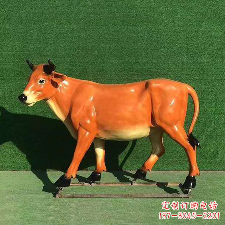 四川玻璃钢材料制作的动物雕塑