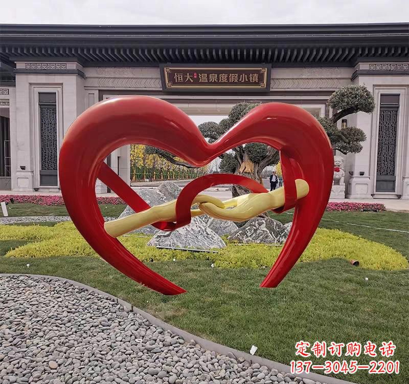 四川不锈钢爱心字母雕塑——传递爱的艺术美学