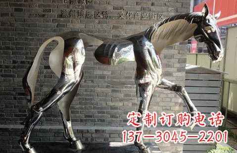 四川不锈钢马雕塑精美而又具有象征意义