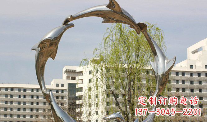 四川海豚雕塑精美景观的象征