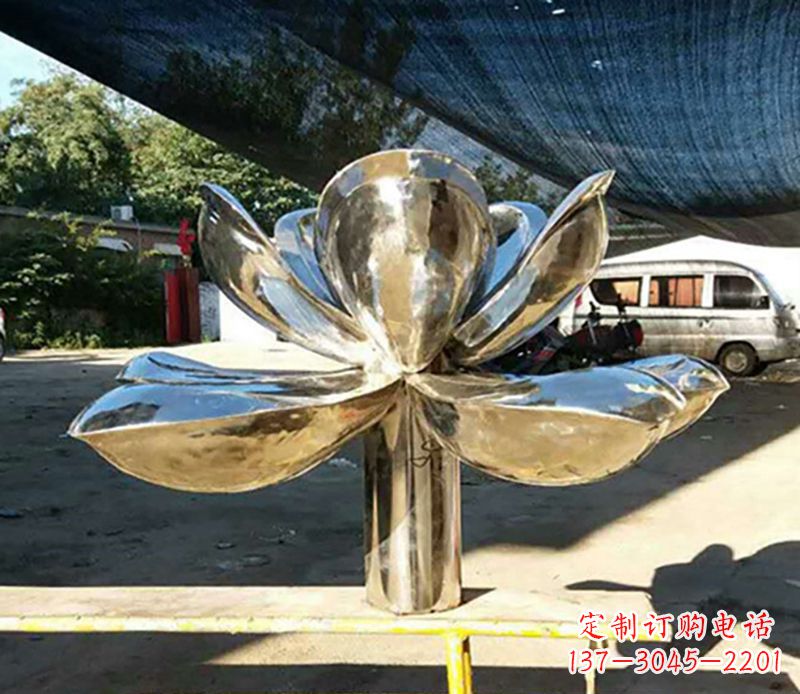 四川不锈钢荷花雕塑——彰显小区景观之美