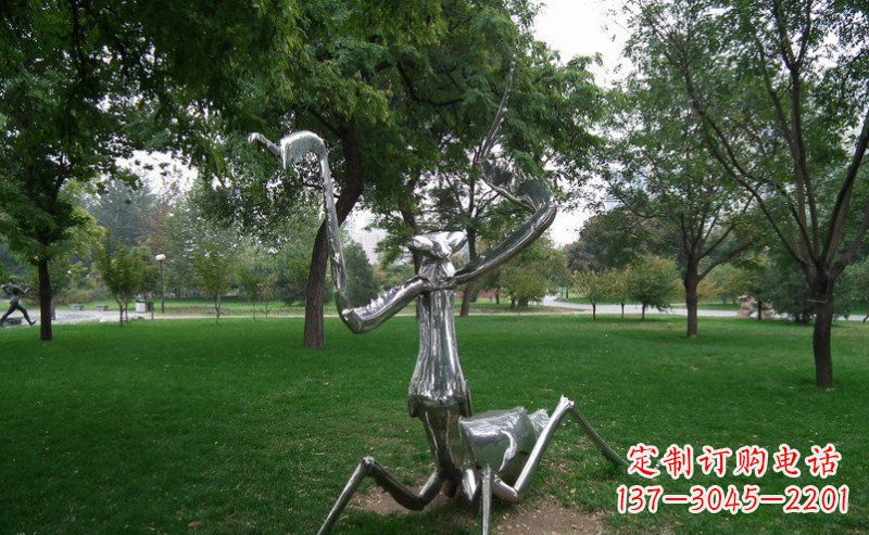四川不锈钢螳螂古朴雅致的雕塑
