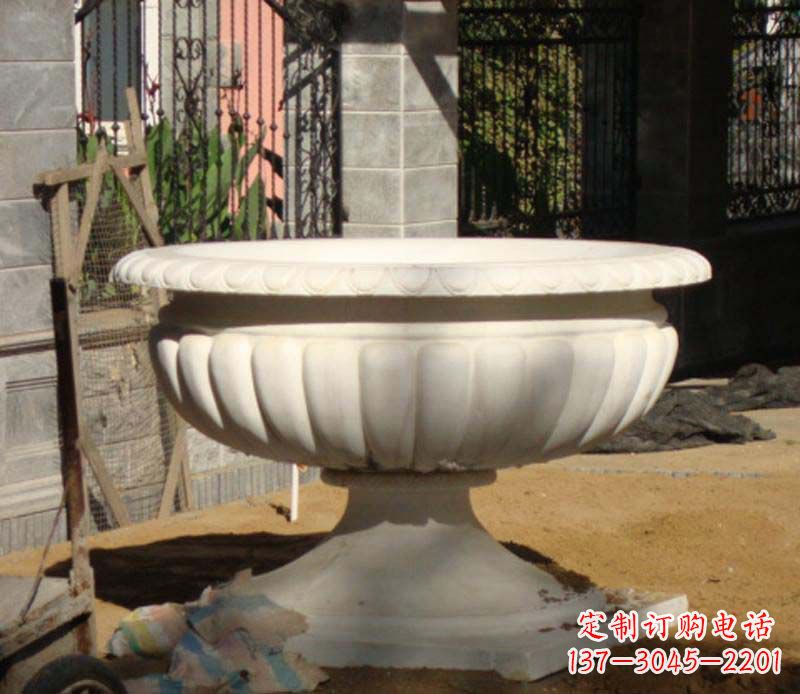 四川精美大理石花盆雕塑