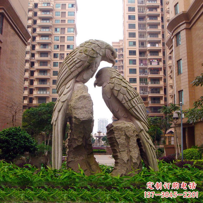 四川精美石雕鹦鹉雕塑