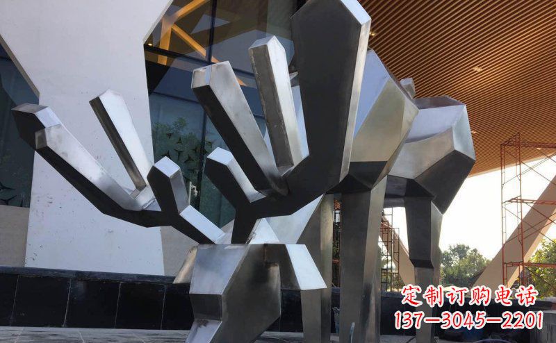 四川公园不锈钢大型抽象几何驯鹿动物雕塑