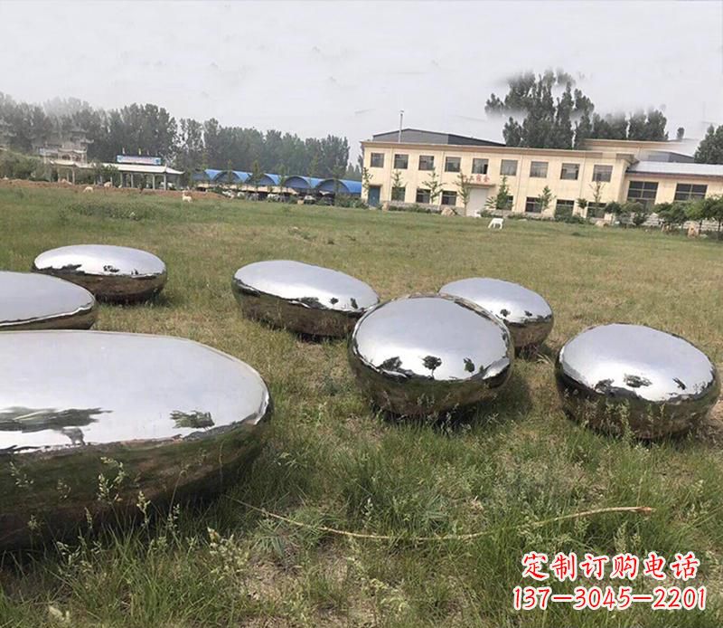 四川精美不锈钢水滴景观雕塑
