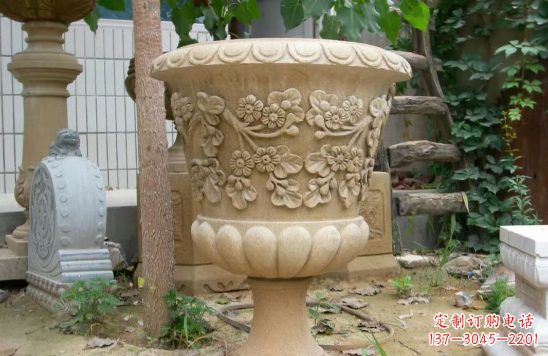 四川精美大理石花盆雕塑