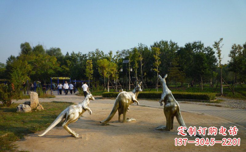 四川公园袋鼠动物铜雕 (3)