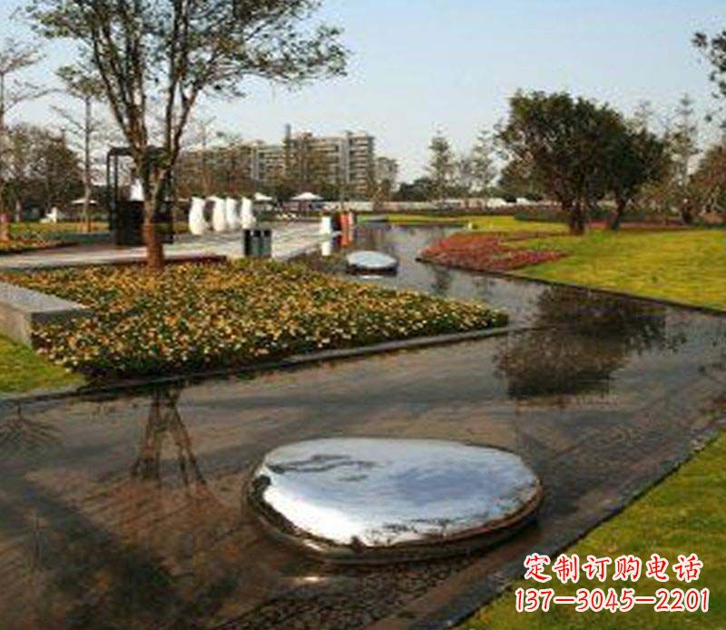 四川中领雕塑设计水滴雕塑