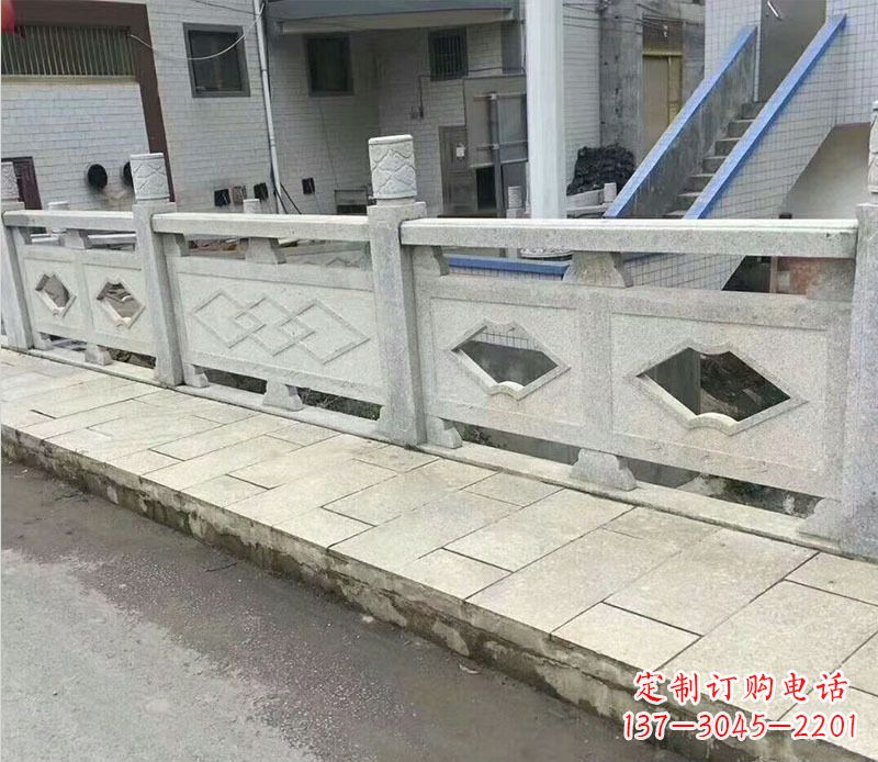 四川中领雕塑:让您的栏板石雕更加出彩