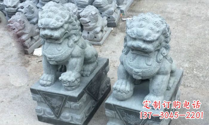四川青石小狮子门口石雕,精美传统风格