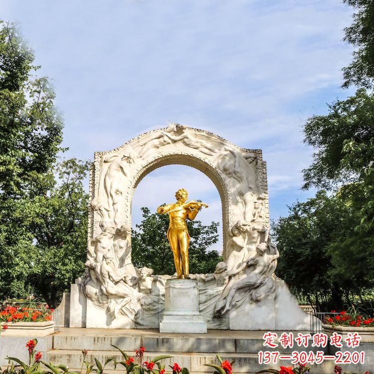 四川世界名人古典主义作曲家莫扎特公园铜雕像