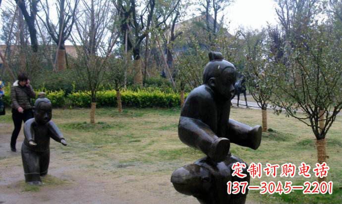 四川跳山羊公园人物铜雕