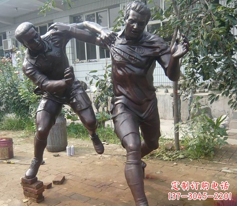 四川足球运动公园人物铜雕